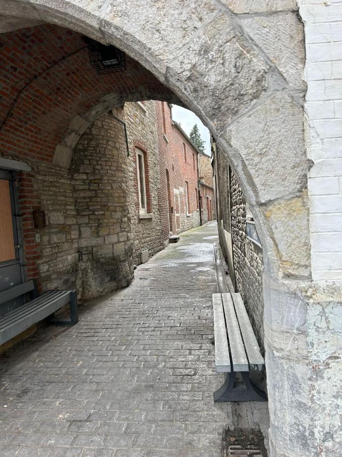 Impasse 2 Lägenhet Fosses-La-Ville Exteriör bild
